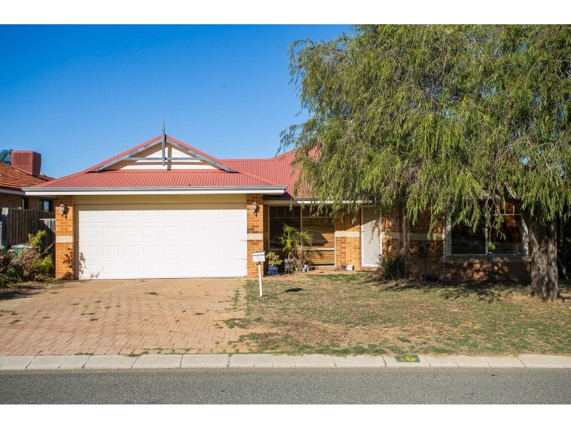 16 Sandison Way, Landsdale WA 6065