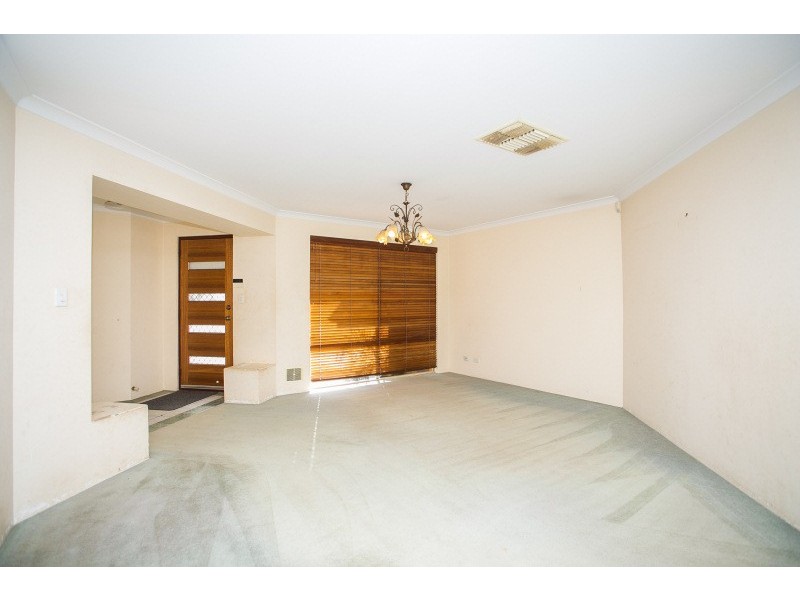 16 Sandison Way, Landsdale WA 6065