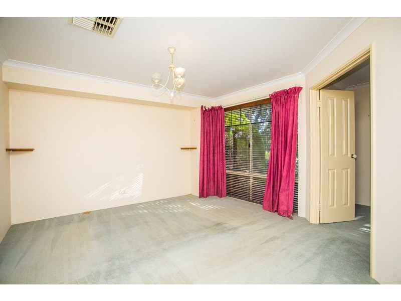 16 Sandison Way, Landsdale WA 6065