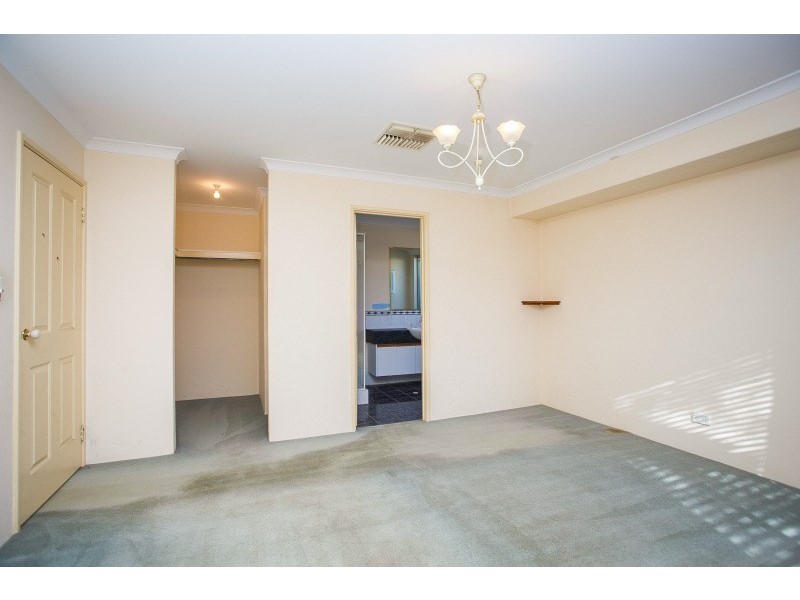 16 Sandison Way, Landsdale WA 6065