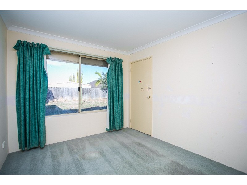 16 Sandison Way, Landsdale WA 6065