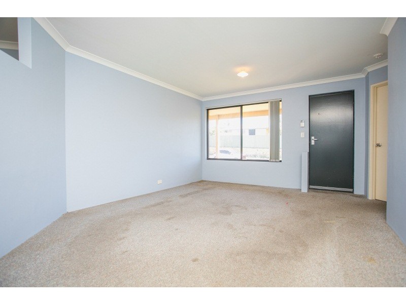 5 Hueston Lookout, Leda WA 6170