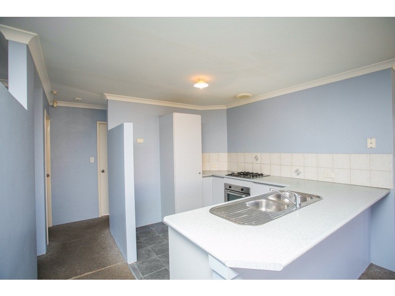 5 Hueston Lookout, Leda WA 6170