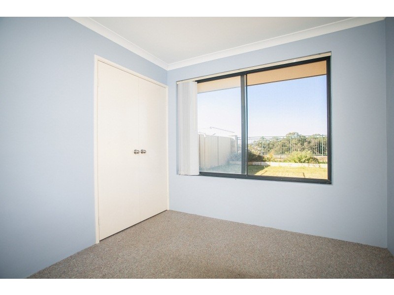 5 Hueston Lookout, Leda WA 6170