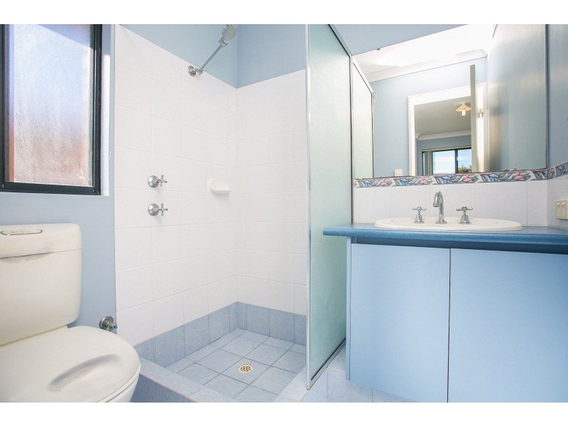5 Hueston Lookout, Leda WA 6170