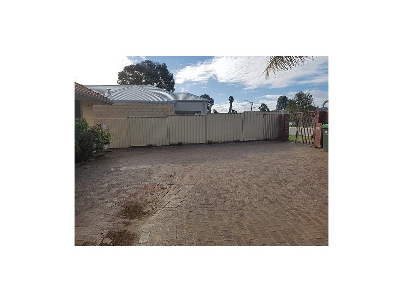 32 Hepburn Way, Balga WA 6061