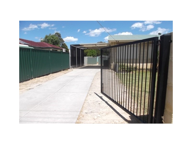 67 Sturtridge Road, Lockridge WA 6054