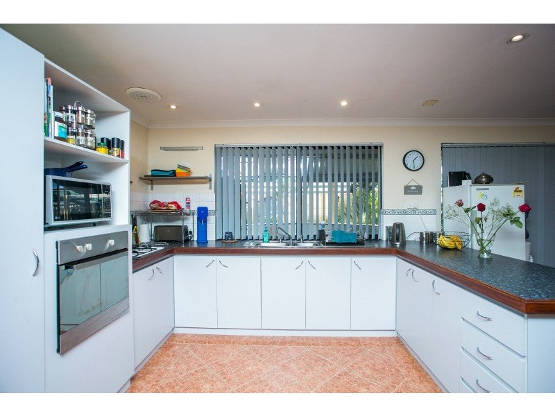 56 Nottingham Gardens, Ballajura WA 6066