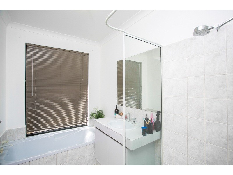 56 Nottingham Gardens, Ballajura WA 6066