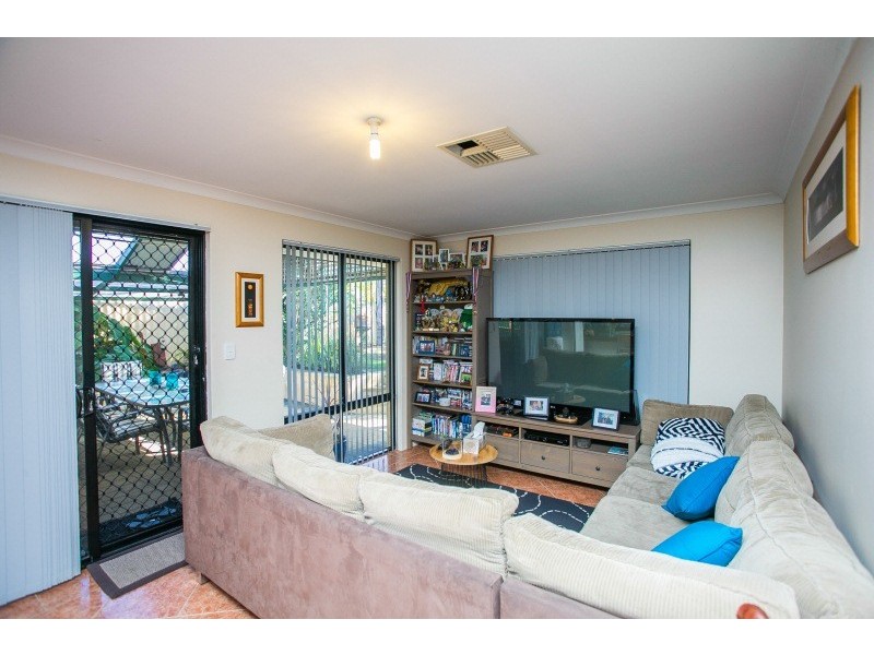 56 Nottingham Gardens, Ballajura WA 6066