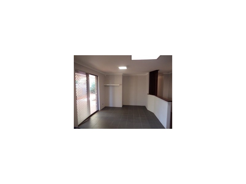 21 Rosmead Avenue, Beechboro WA 6063