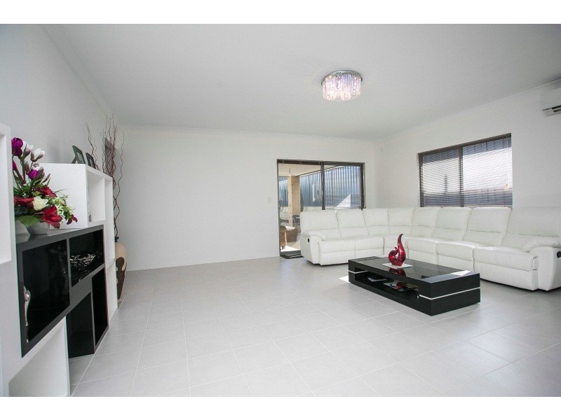 10 Gammon Street, Landsdale WA 6065