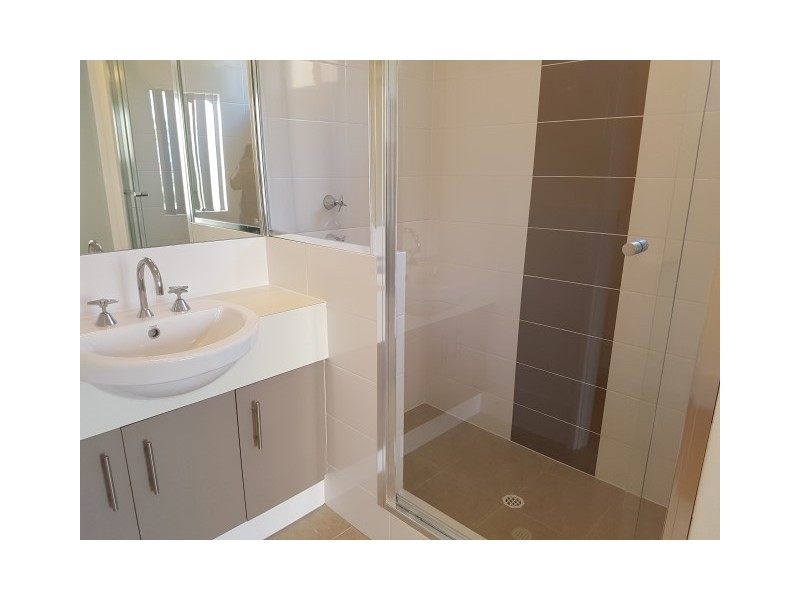 19 Macrandra Way, Caversham WA 6055
