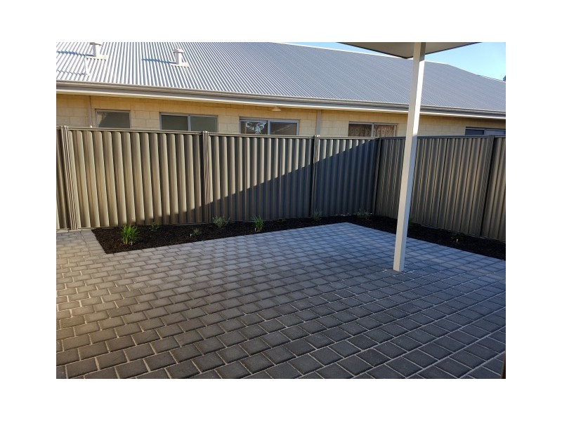 19 Macrandra Way, Caversham WA 6055