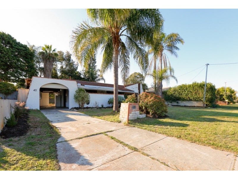 40 Meadowbrook Drive, Parkwood WA 6147