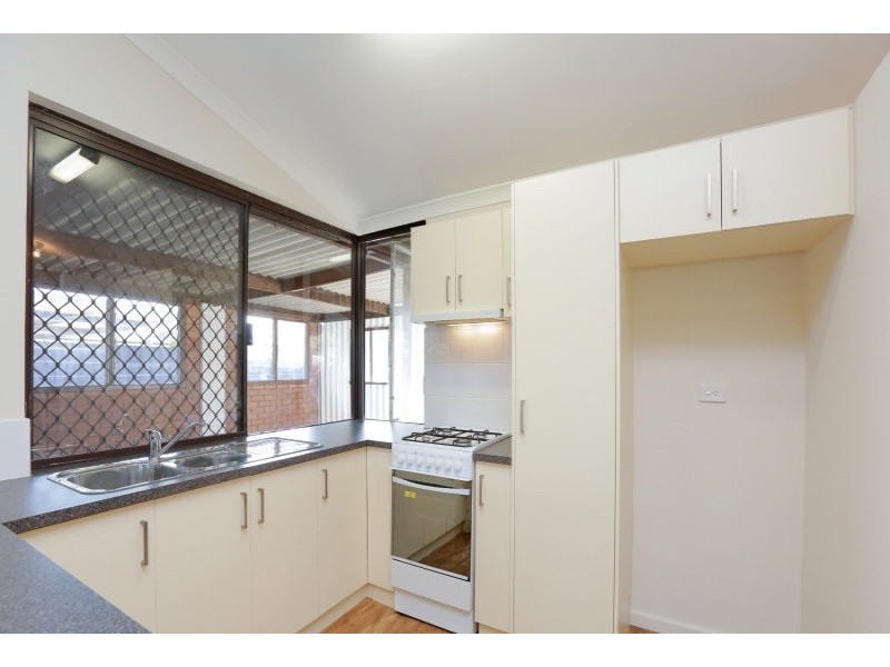 40 Meadowbrook Drive, Parkwood WA 6147