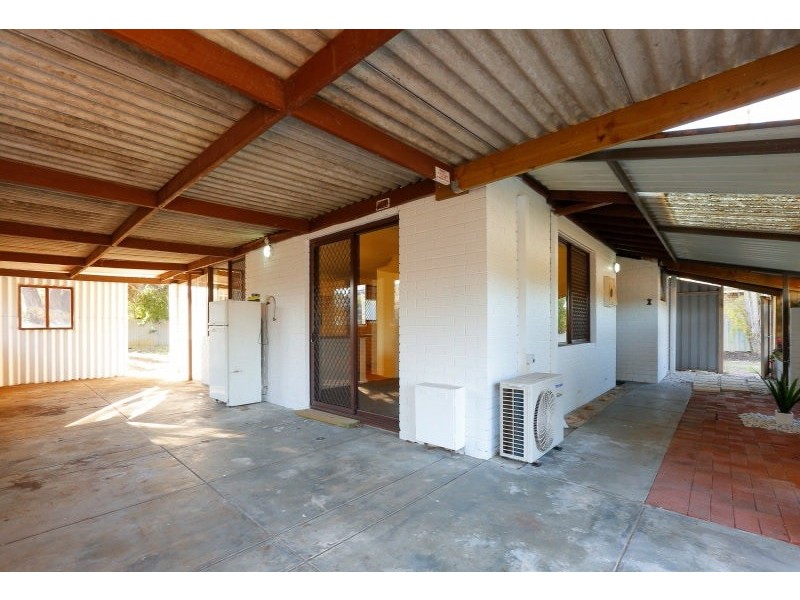 40 Meadowbrook Drive, Parkwood WA 6147