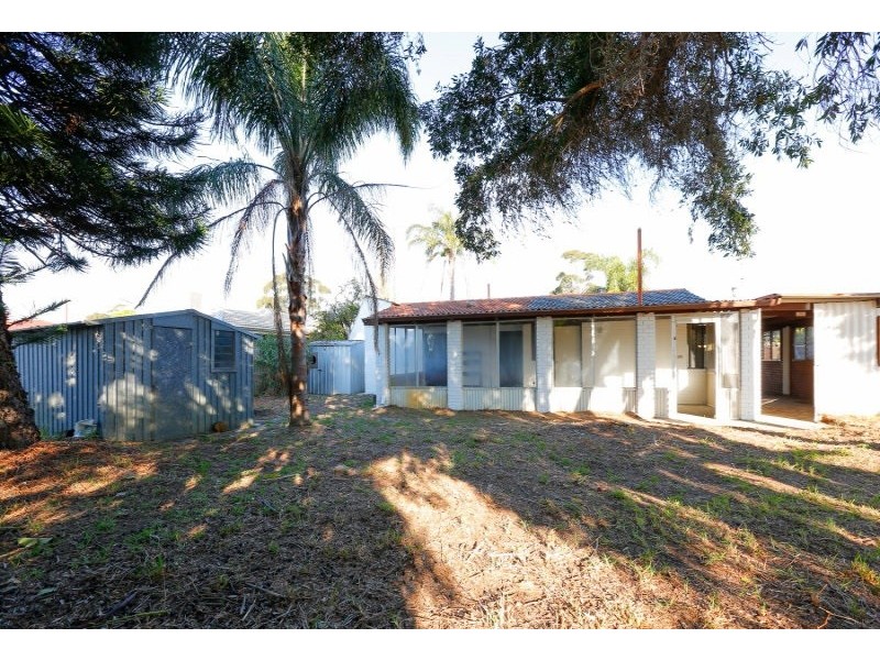 40 Meadowbrook Drive, Parkwood WA 6147