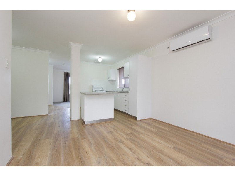 8 Mekong Place, Beechboro WA 6063