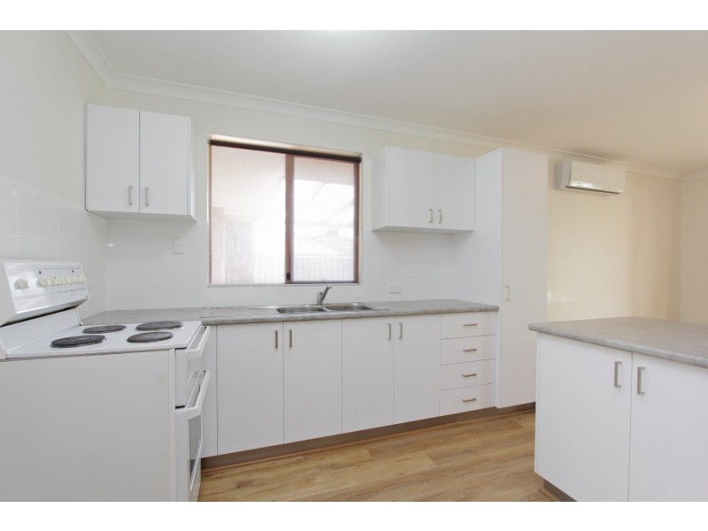8 Mekong Place, Beechboro WA 6063