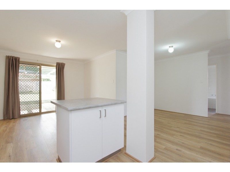 8 Mekong Place, Beechboro WA 6063
