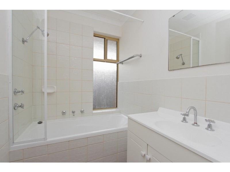 8 Mekong Place, Beechboro WA 6063