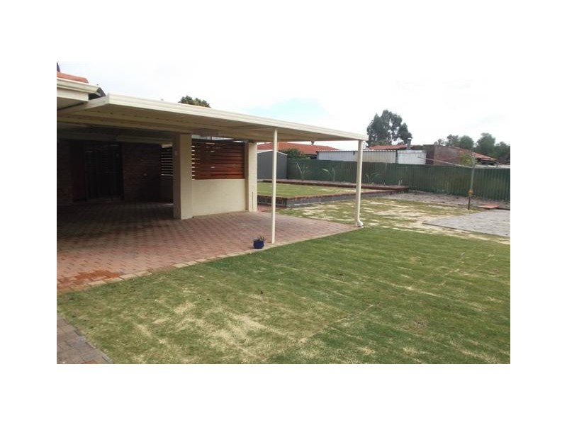 10 Beete Place, Beechboro WA 6063