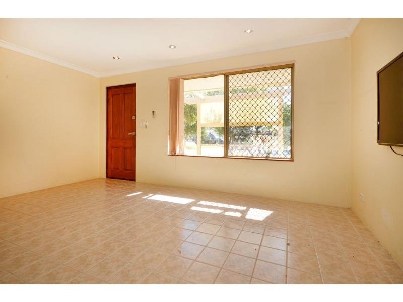 30 Columbia Way, Beechboro WA 6063