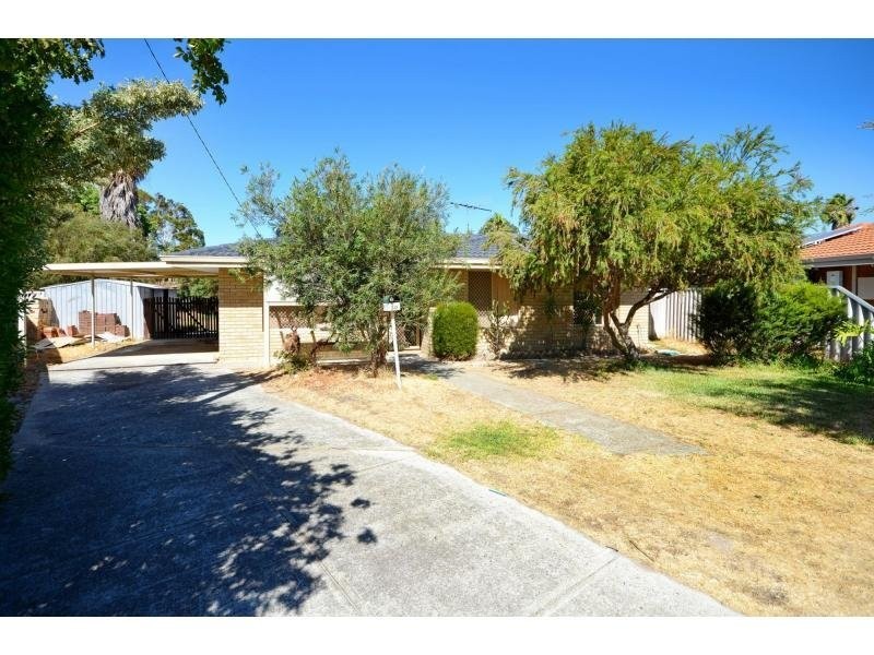 30 Columbia Way, Beechboro WA 6063