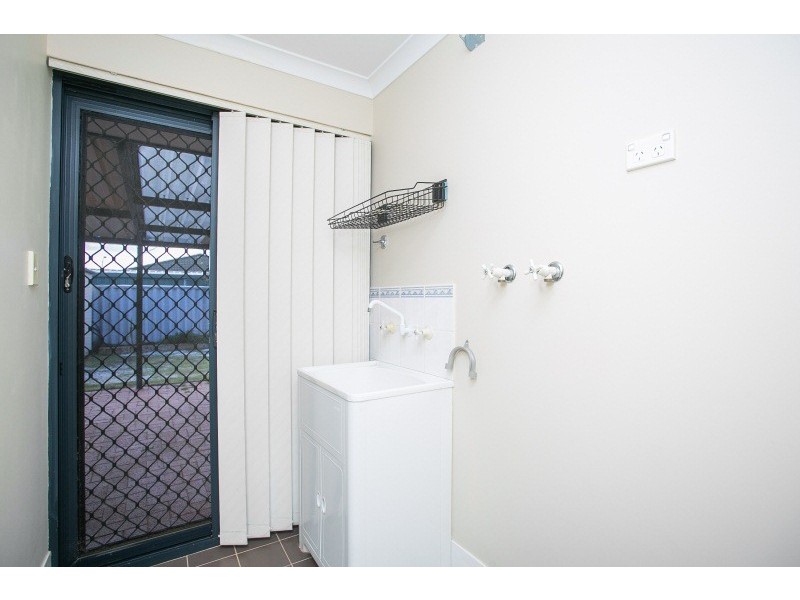 4 Hillwater Promenade, Beechboro WA 6063