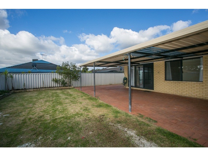 4 Hillwater Promenade, Beechboro WA 6063