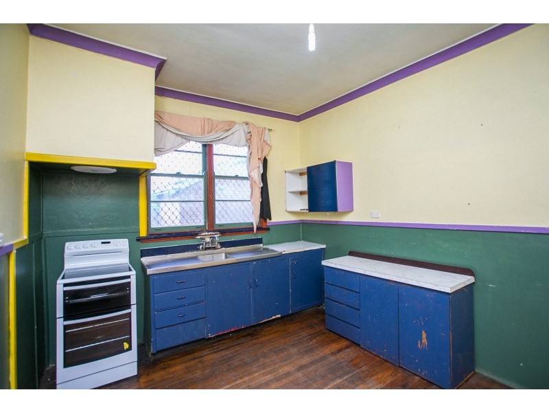 23 Beacham Crescent, Medina WA 6167