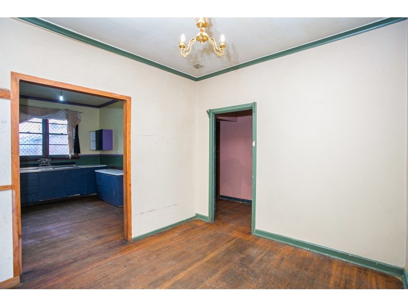 23 Beacham Crescent, Medina WA 6167