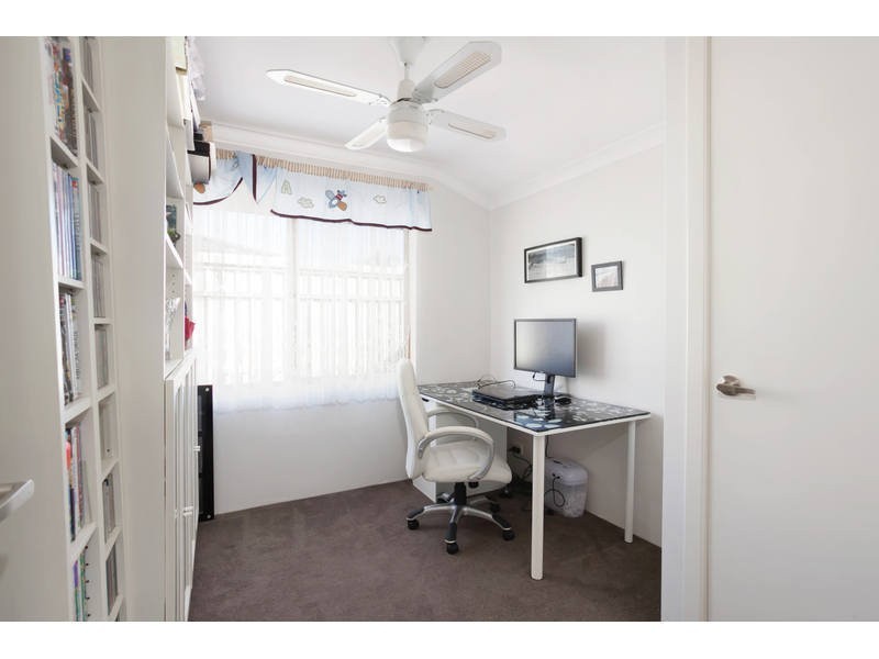 5 Debutante Close, Huntingdale WA 6110