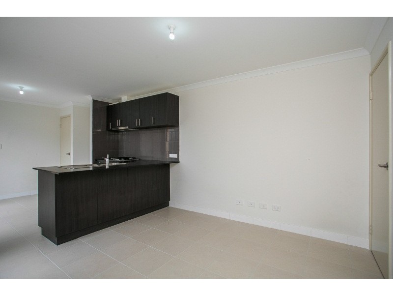 53 Featherflower Avenue, West Swan WA 6055