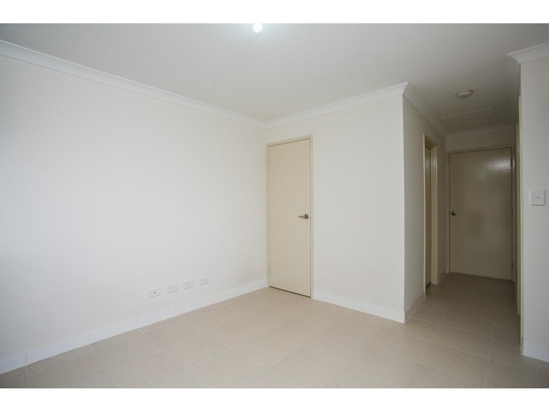 53 Featherflower Avenue, West Swan WA 6055