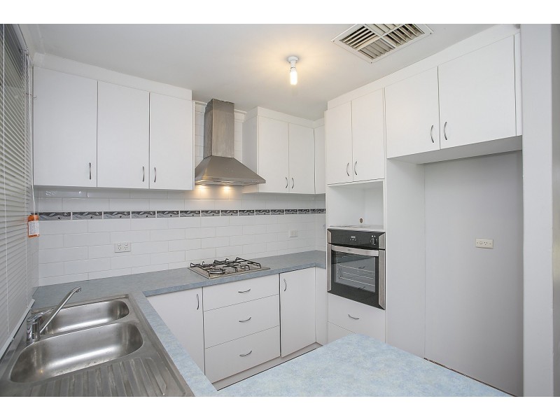 90 Dale Road, Armadale WA 6112