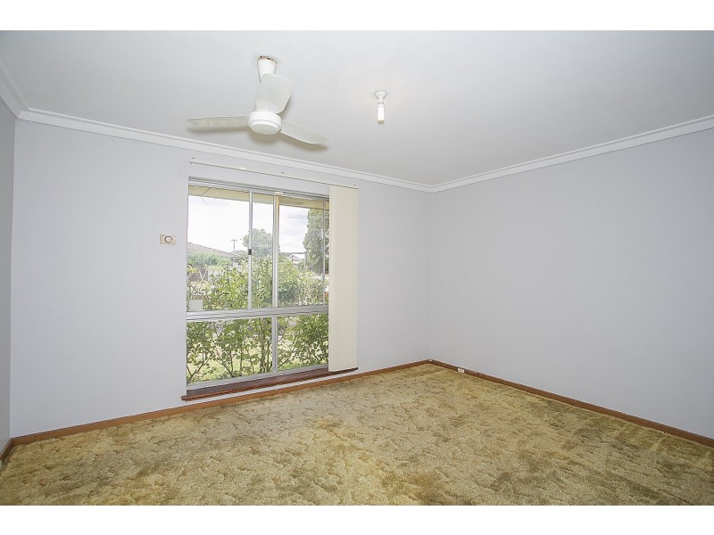 90 Dale Road, Armadale WA 6112