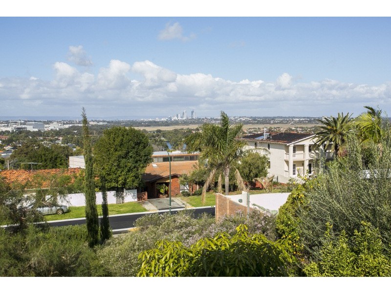 203A Ewen Street, Doubleview WA 6018