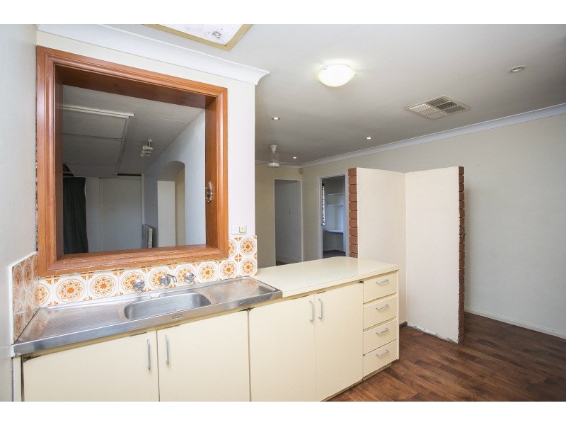 26 Gillam Way, Beechboro WA 6063