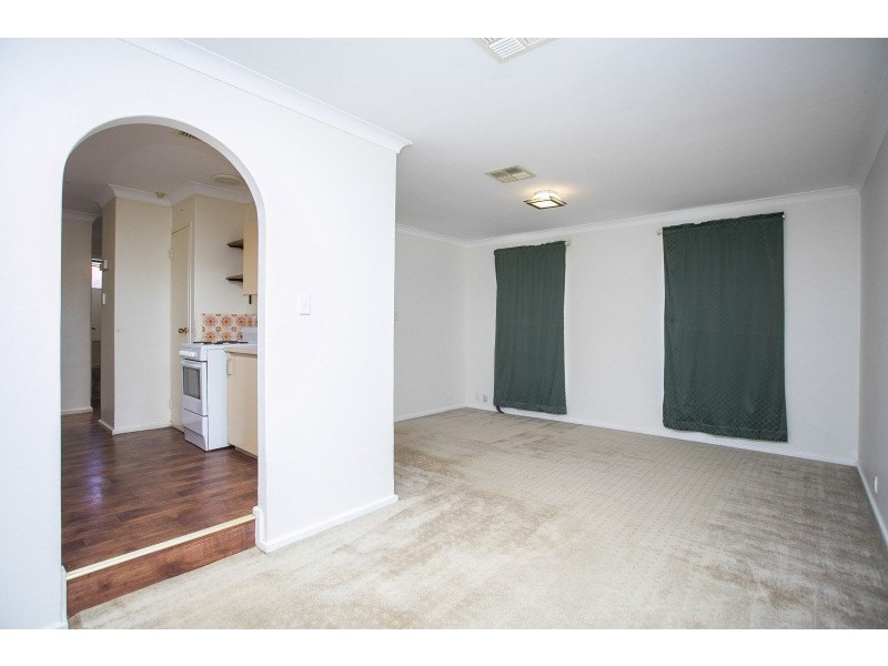 26 Gillam Way, Beechboro WA 6063