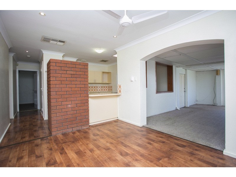 26 Gillam Way, Beechboro WA 6063