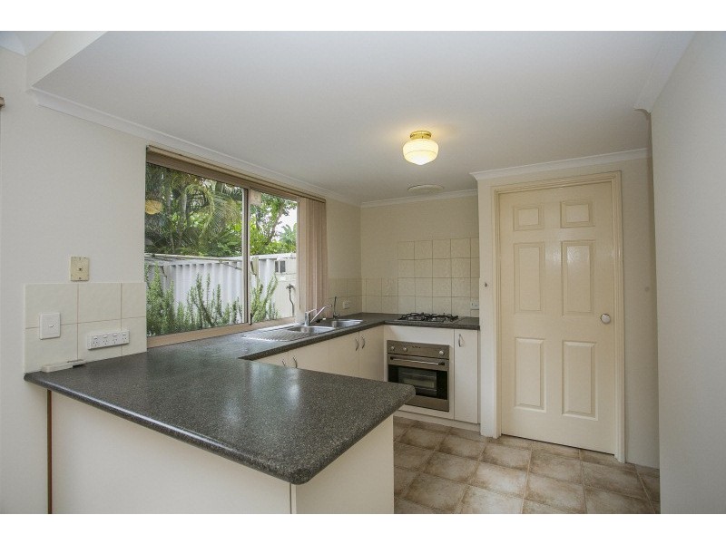 2/12 Melrose Street, Leederville WA 6007