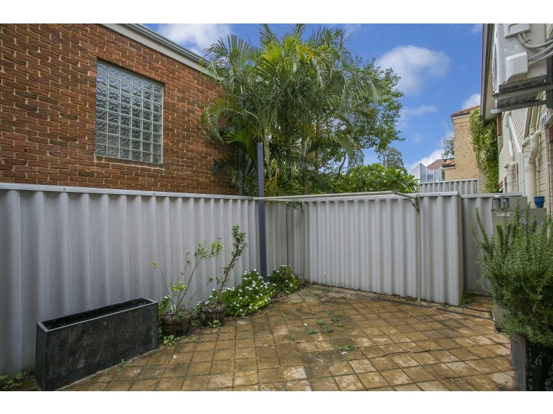 2/12 Melrose Street, Leederville WA 6007