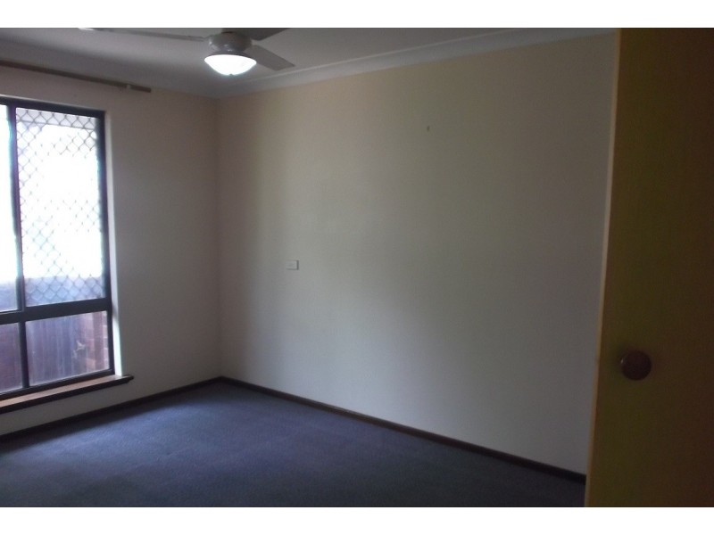 9B Barlee Way, Beechboro WA 6063