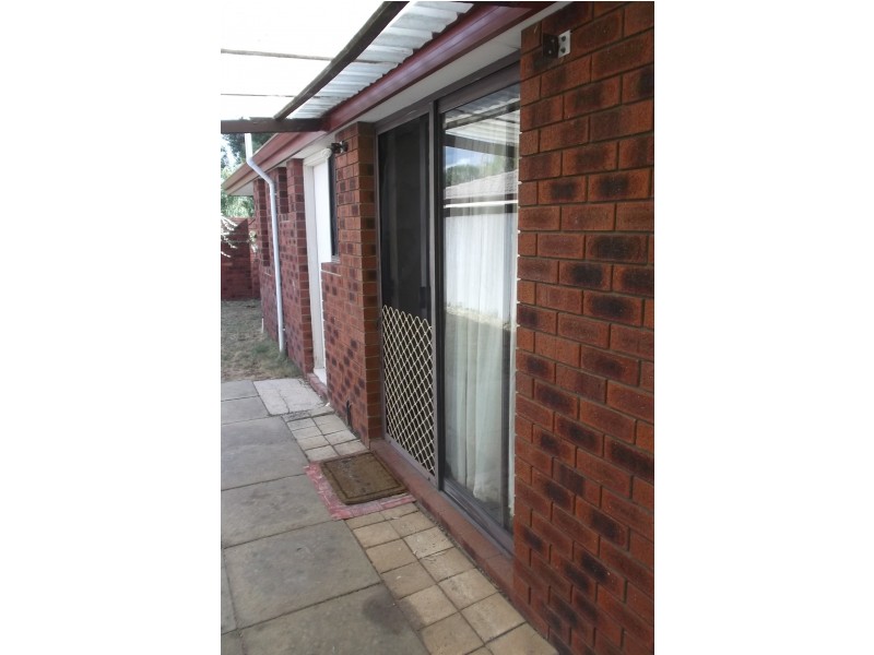 9B Barlee Way, Beechboro WA 6063