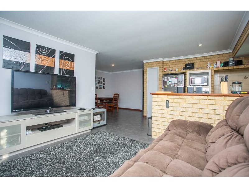 10 Rhone Place, Beechboro WA 6063