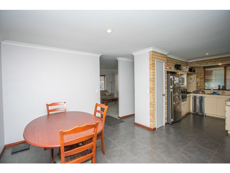 10 Rhone Place, Beechboro WA 6063