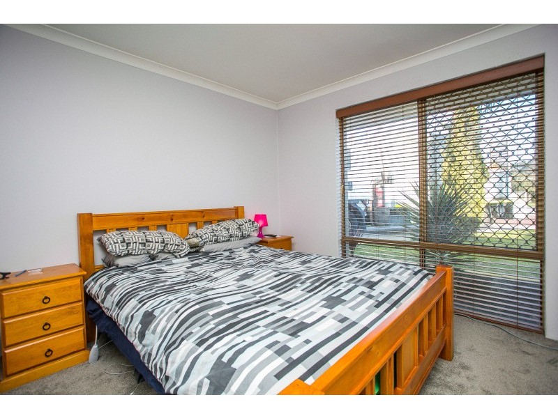 10 Rhone Place, Beechboro WA 6063