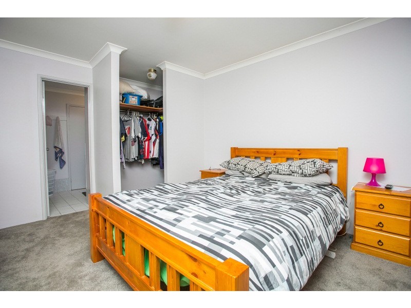 10 Rhone Place, Beechboro WA 6063